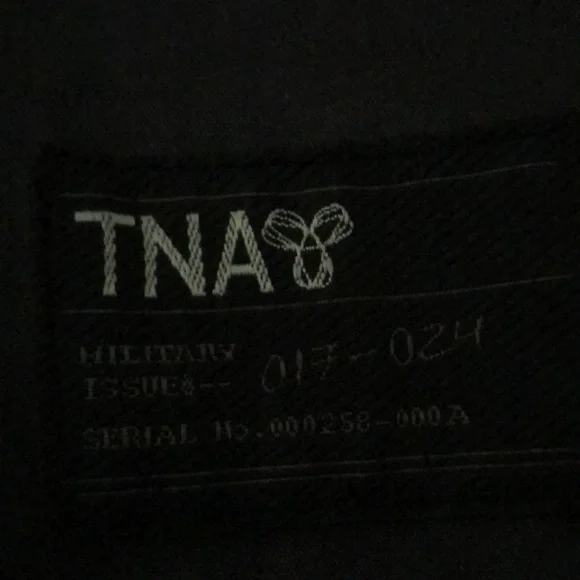 TNA Winter Jacket - Picture 3 of 4